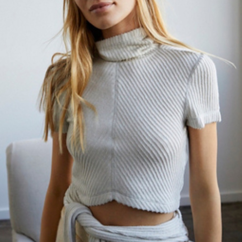 NWOT Can’t Even Baby Crop